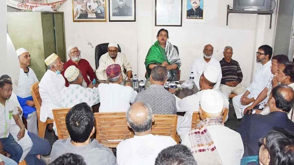 আওয়ামী লীগ কার্যালয়ে তালা, সভাপতিকে অবাঞ্ছিত ঘোষণা