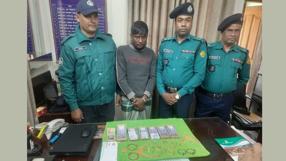 চুরির টাকায় ফ্রিজ কেনে সিএনজি চালক চান্দু 