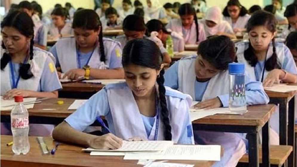 ছাব্বিশের মাধ্যমিক পরীক্ষা পদ্ধতি নিয়ে ধোঁয়াশা