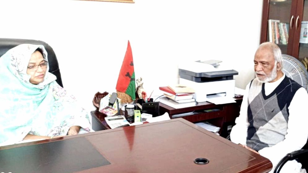 কারাবন্দী আমানের বাসভবনে মঈন খান