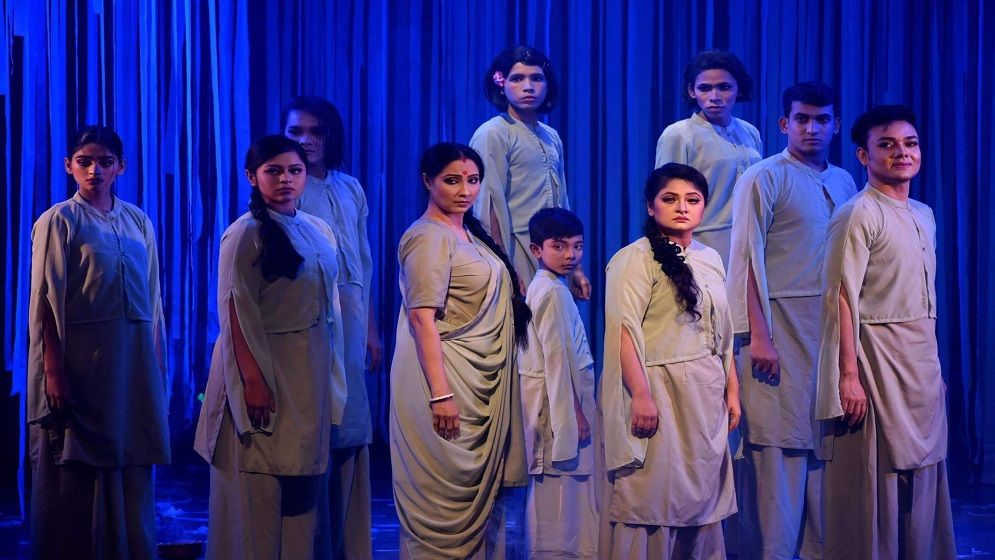 নবরস নৃত্য ও নাট্যদলের প্রযোজনায় ‘উনপুরুষ’