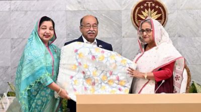 টাঙ্গাইল শাড়িসহ ৩ পণ্যের জিআই সনদ পেল বাংলাদেশ