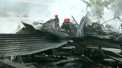 খিলক্ষেত কাঁচাবাজারের আগুন নিয়ন্ত্রণে