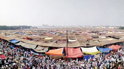 ইজতেমায় লাখো মুসল্লির জুমার নামাজ আদায়