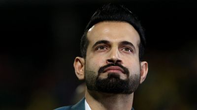 বিয়ের ৮ বছর পর স্ত্রীর মুখ দেখালেন ইরফান পাঠান