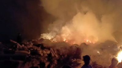 ট্রান্সফর্মারে বিস্ফোরিত হয়ে সার কারখানায় আগুন