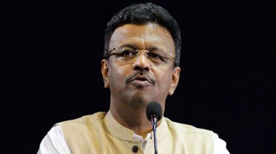 বাজেট পেশ করতে কলকাতার মেয়র যাবেন অ্যাম্বুল্যান্সে