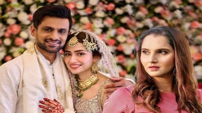 অভিনেত্রীকে বিয়ের বিষয়ে মুখ খুললেন শোয়েব মালিক