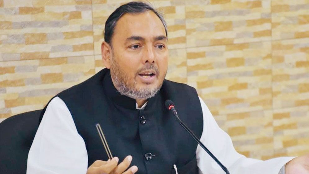 অপ্রয়োজনীয় পণ্য আমদানিতে নিরুৎসাহিত করা হচ্ছে