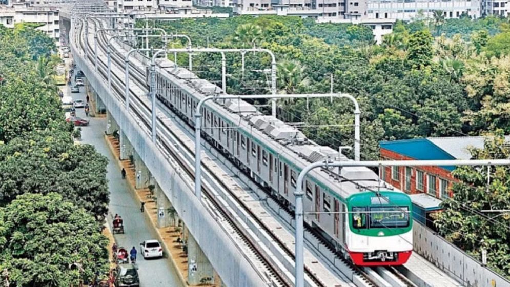 এক ঘণ্টা বন্ধ থাকার পর মেট্রোরেল চলাচল স্বাভাবিক