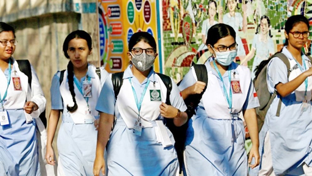 চার বছরে মাধ্যমিকে ১০ লাখ শিক্ষার্থী কমেছে