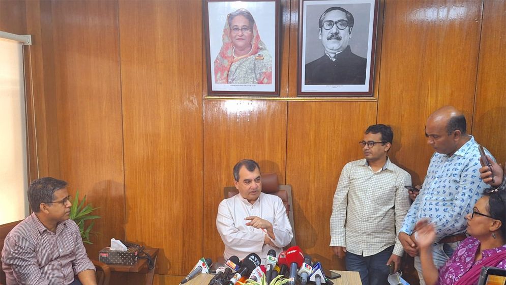 বর্জ্যকে সম্পদে রূপান্তরিত করতে চায় সরকার