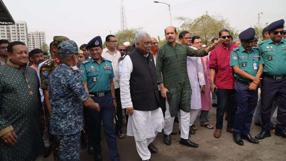 ঈদের পরে কারওয়ান বাজারের ঝুঁকিপূর্ণ ভবন ভেঙে ফেলা হবে