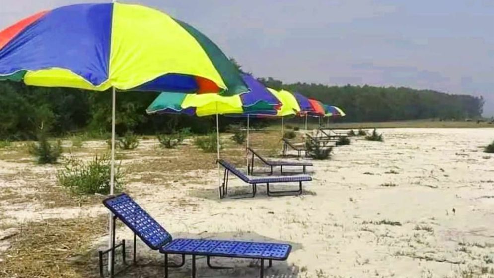 প্রাকৃতিক সাজে সেজেছে রাঙ্গাবালীর ‘হেয়ার চর’