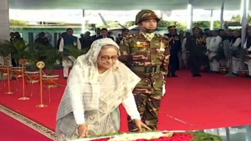 বঙ্গবন্ধুর জন্মদিনে প্রধানমন্ত্রীর শ্রদ্ধা নিবেদন