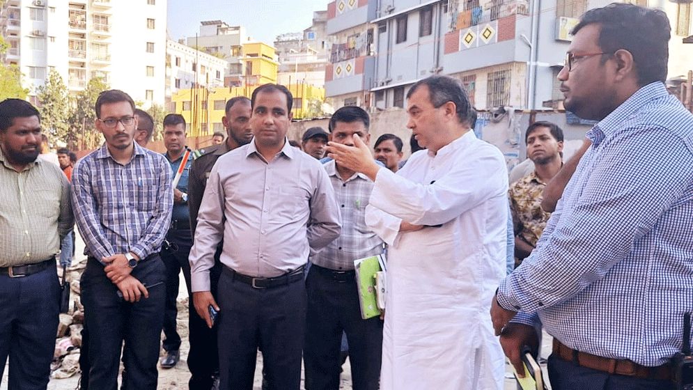 রাজধানীতে বিধি লঙ্ঘন করে বাড়ি নির্মাণ, ১১ লাখ টাকা জরিমানা