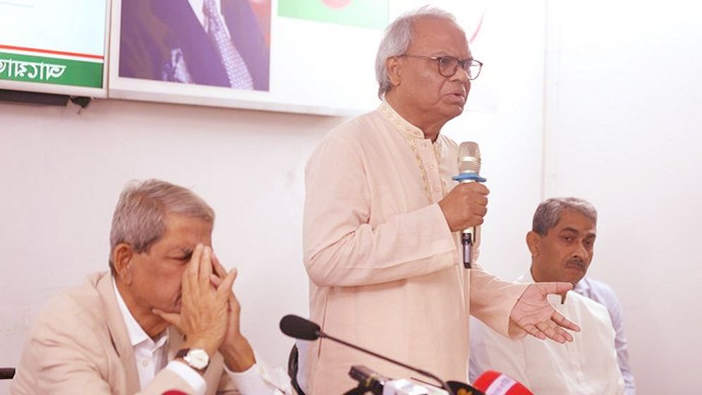 বিএনপি নেতাদের স্ত্রীরা ভারতের শাড়ি তেমন কিনে না