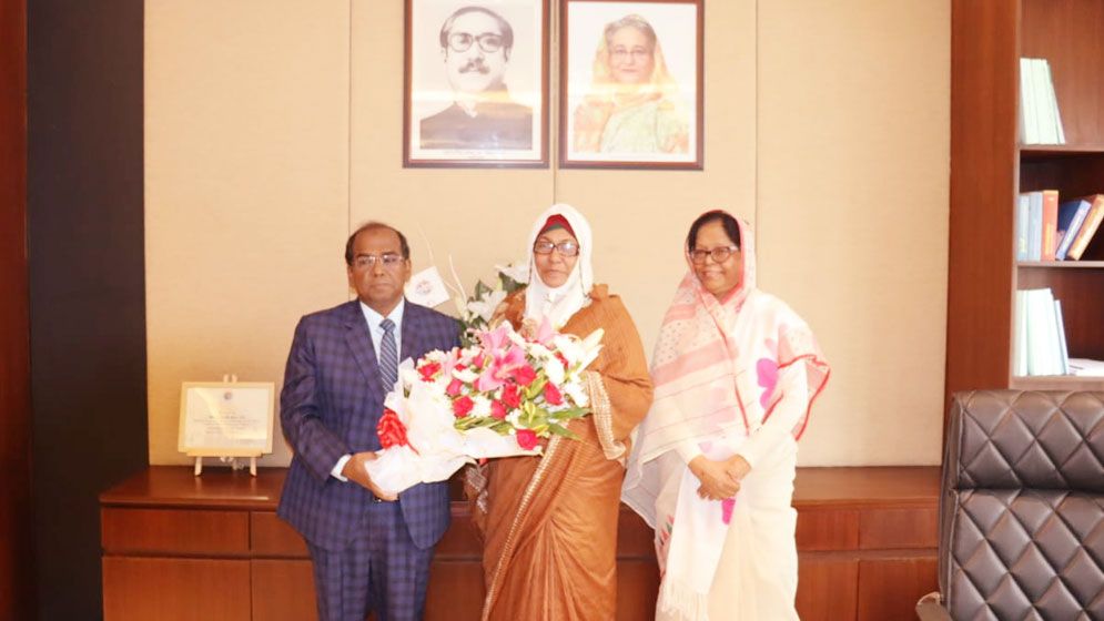 অর্থ প্রতিমন্ত্রীর সঙ্গে জেনিথ লাইফের সিইও’র সৌজন্য সাক্ষাৎ