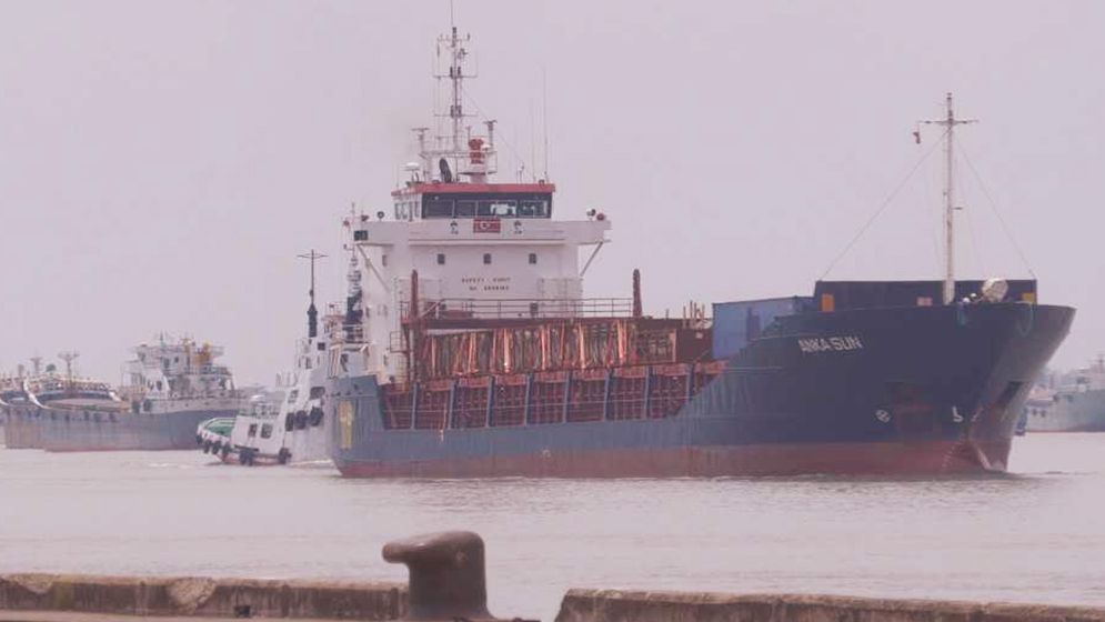 মোংলায় রূপপুরের মালামাল নিয়ে রুশ জাহাজ