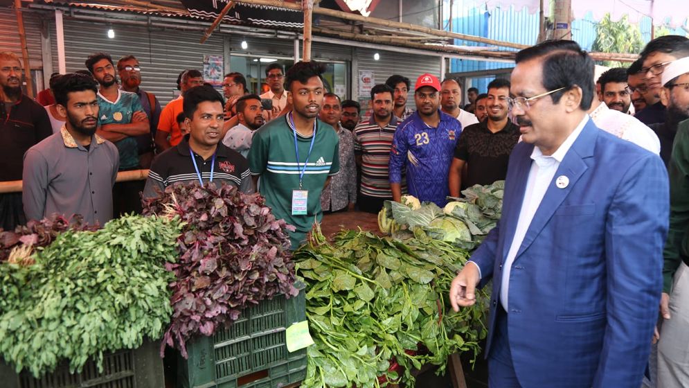 রমজানে মানুষকে জিম্মি করলে কেউ রেহাই পাবে না