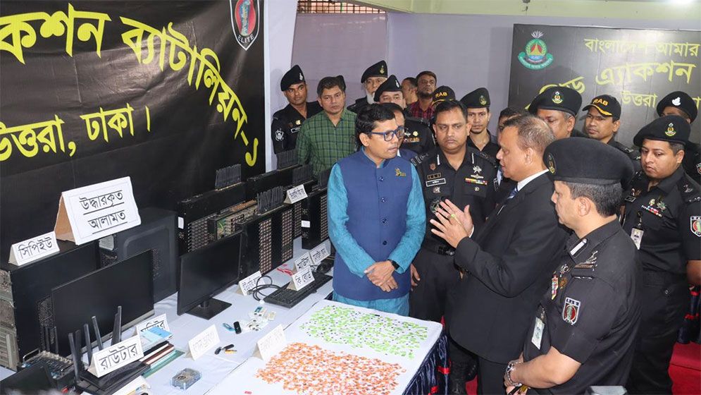 সাড়ে ১১ হাজার সিমসহ বিপুল ভিওআইপি সরঞ্জাম উদ্ধার