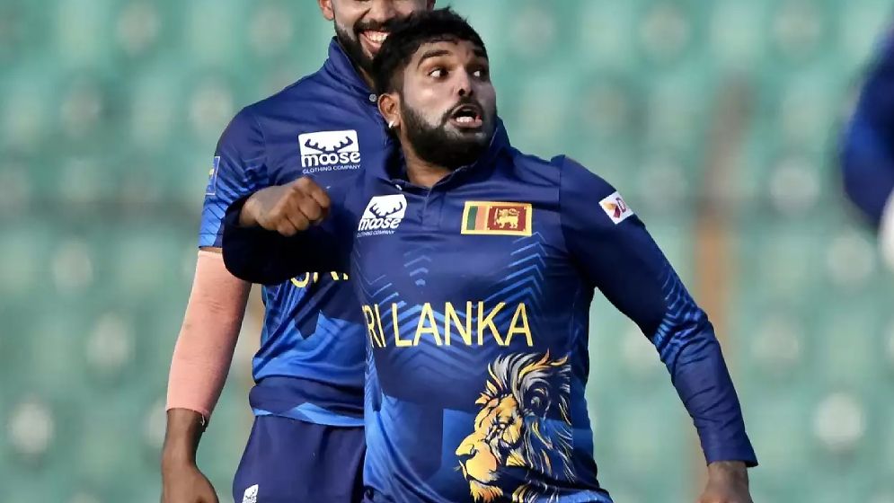 হাসারাঙ্গা নিষিদ্ধ হলেন যে কারণে