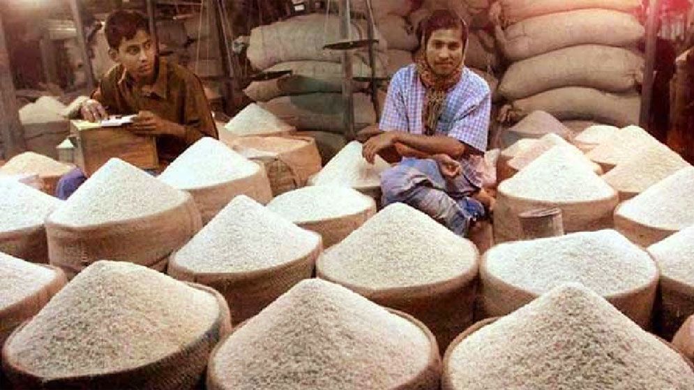 রোজার শুরুতেই চালের বাজারে অস্বস্তি