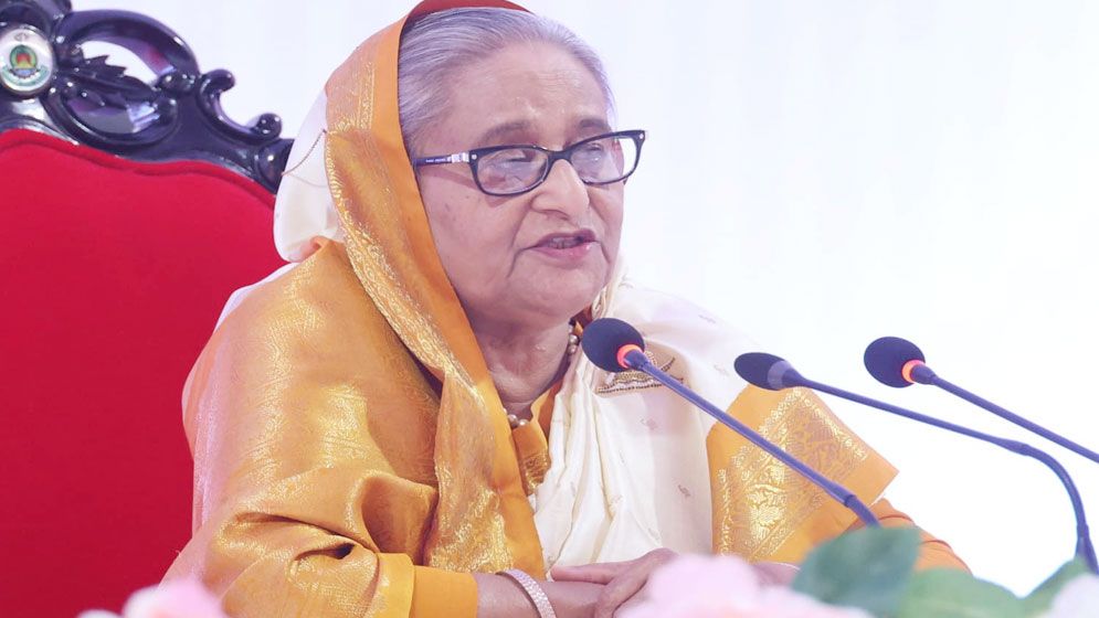 মজুতদারি ও জাল টাকার বিরুদ্ধে ব্যবস্থা নিতে হবে : প্রধানমন্ত্রী