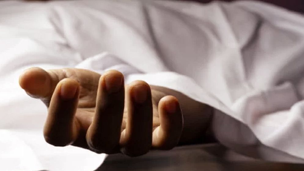 মালিবাগে পাইলিংয়ের গর্তে ক্রেন পড়ে শ্রমিকের মৃত্যু