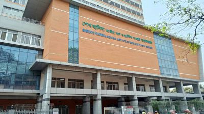 হাসপাতাল থেকে ছাড়া পেয়েছেন অগ্নিদগ্ধ আরো দুজন 