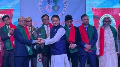 নিউইয়র্কে সম্মাননা পেলেন সাংবাদিক শাহীন হাওলাদার