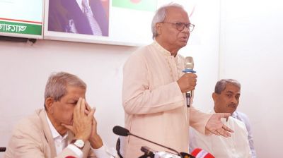 বিএনপি নেতাদের স্ত্রীরা ভারতের শাড়ি তেমন কিনে না