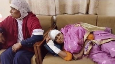 লালমনিরহাটে দাঁড়িয়ে থাকা ট্রেনে ইঞ্জিনের ধাক্কা, আহত অন্তত ৩০