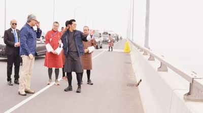পদ্মা সেতু ঘুরে দেখলেন ভুটানের রাজা