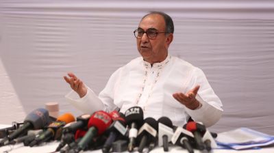 দেশটা এখন বিপদের মধ্যে আছে 