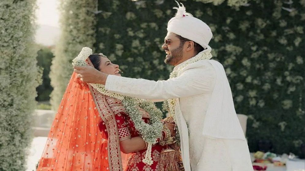 বিয়ে সম্পন্ন প্রিয়াঙ্কার বোন মীরার