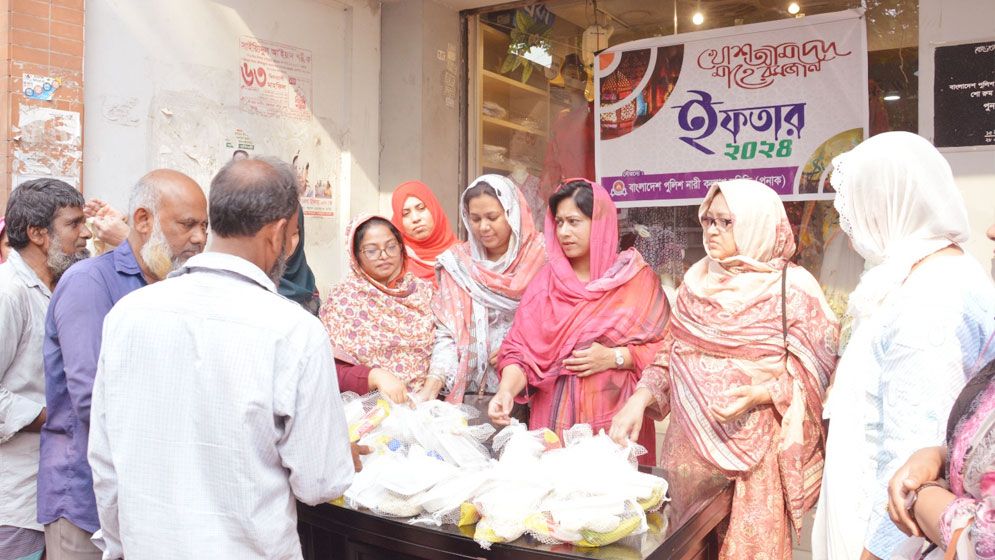পুরো রোজার মাস অসহায় মানুষদের ইফতার করাবে পুনাক