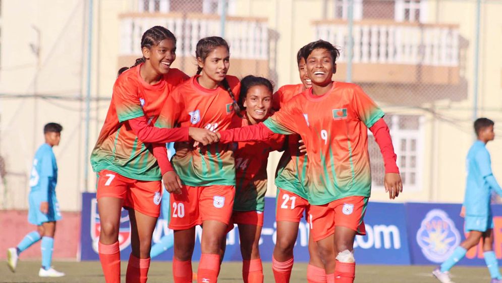 ভারতের জালে ৩ গোল, জিতল বাংলাদেশ