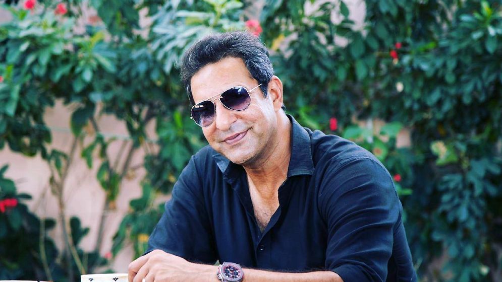 ক্রিকেট ছেড়ে শফিককে নাটক করতে বললেন ওয়াসিম আকরাম