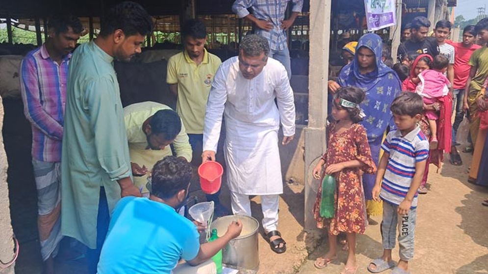 এবারো রমজান উপলক্ষ্যে ১০ টাকা লিটারে মিলছে দুধ