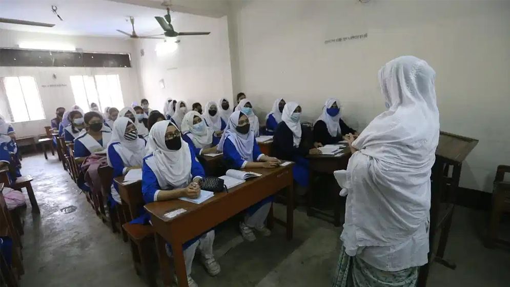 রোজায় স্কুল খোলা রাখা নিয়ে সৃষ্টি হয়েছে চরম বিশৃঙ্খলা 