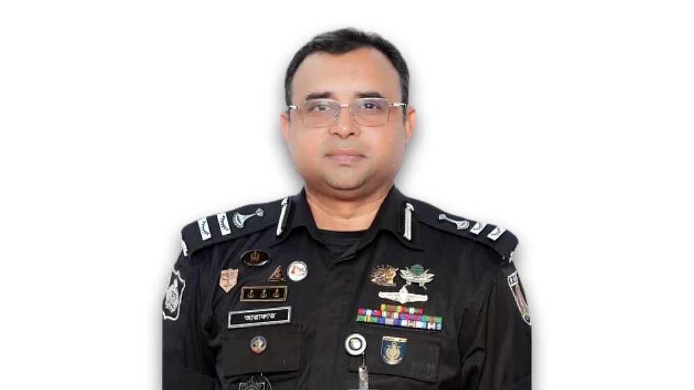 র্যাবের গণমাধ্যম শাখার নতুন পরিচালক কমান্ডার আরাফাত