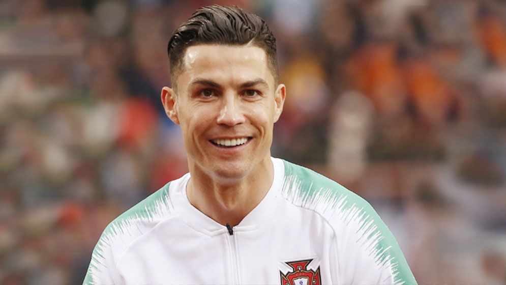 রোনালদোর ১১৩ কোটি টাকা বকেয়া বেতন পরিশোধের নির্দেশ