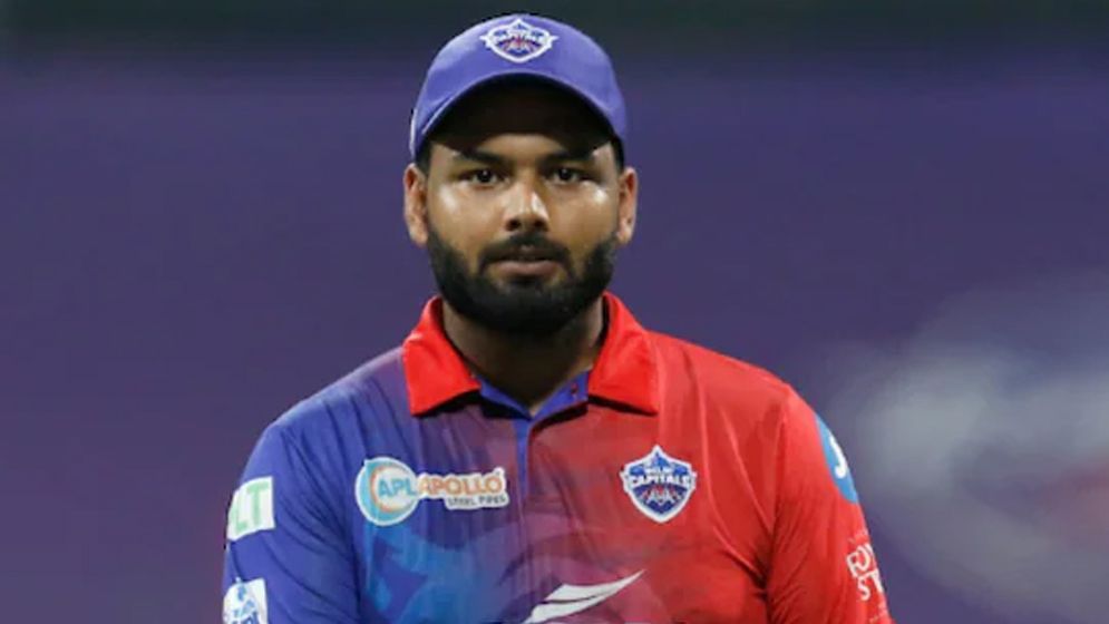 বড় হারের পর দুঃসংবাদ পেলেন দিল্লি অধিনায়ক