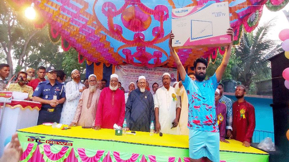 সুস্থ-সুন্দর জীবনের জন্য খেলাধুলার বিকল্প নেই