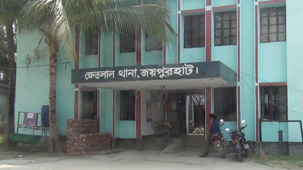 ক্ষেতলালে বক্তব্য দেয়াকে কেন্দ্র করে উত্তপ্ত পরিস্থিতি