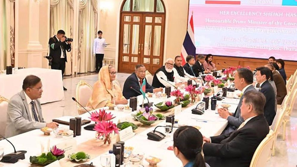 বাংলাদেশে চিকিৎসা সুবিধায় থাইল্যান্ডের বিনিয়োগের আহ্বান প্রধানমন্ত্রীর