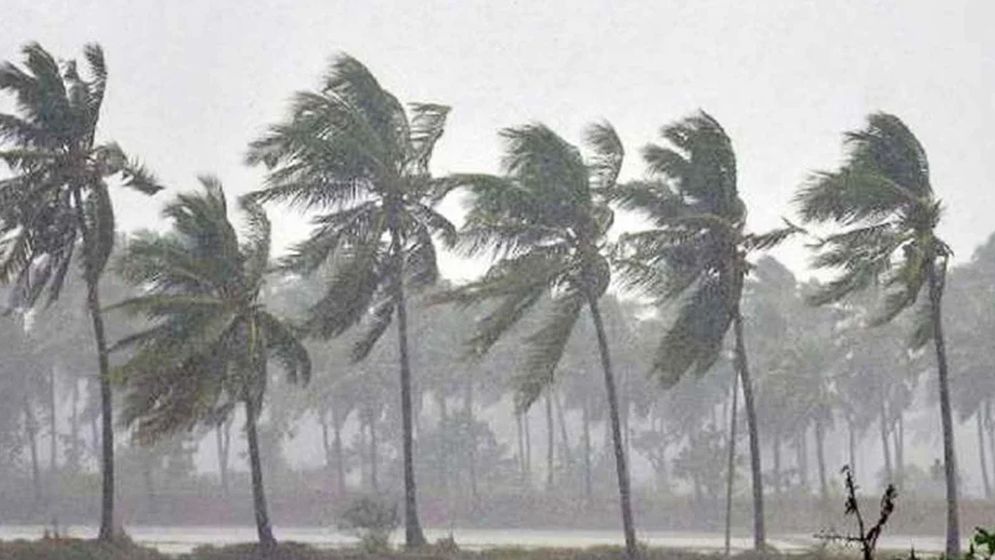 চার বিভাগে ঝোড়ো হাওয়াসহ বজ্রবৃষ্টির পূর্বাভাস