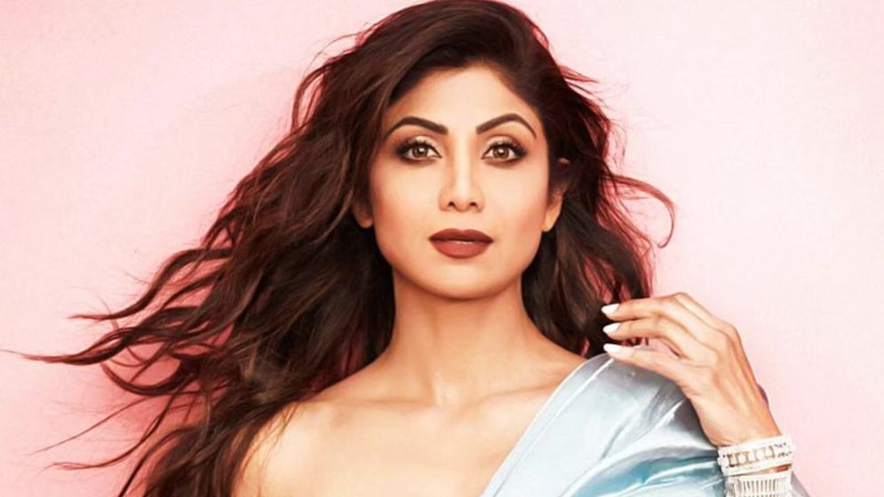 সম্পত্তি বাজেয়াপ্তের পর যেমন আছেন শিল্পা