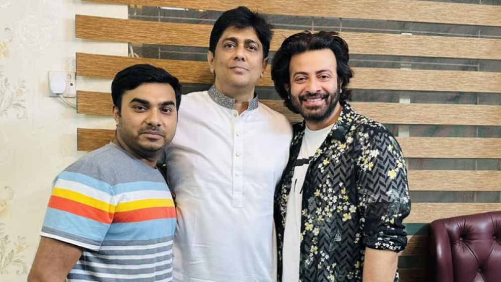 ‘টাকা খেয়ে অনেকে রাজকুমার সিনেমার অপপ্রচার চালাচ্ছে’